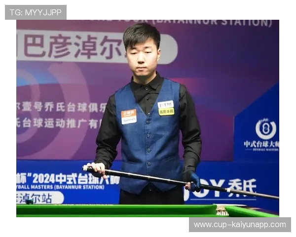 台球大师精准控球，清台过程如艺术品